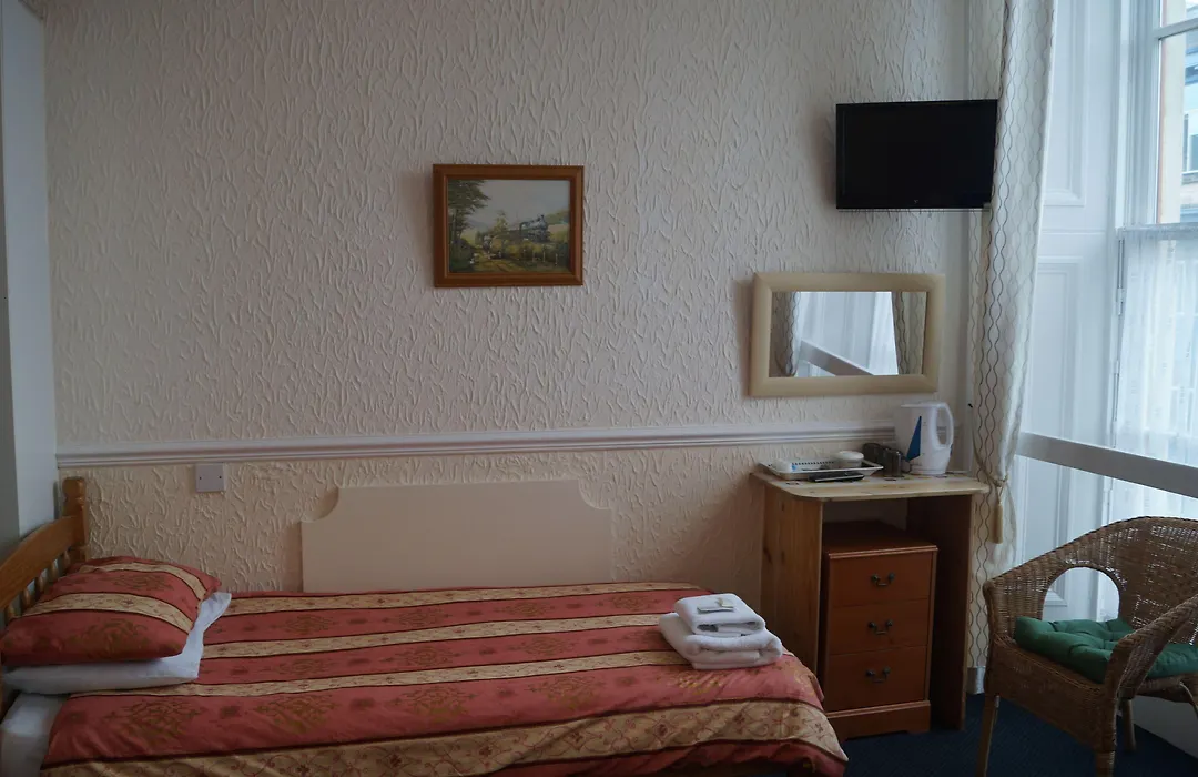 The Hampton Court Guesthouse-1