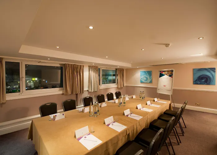 Leonardo Inn Glasgow West End