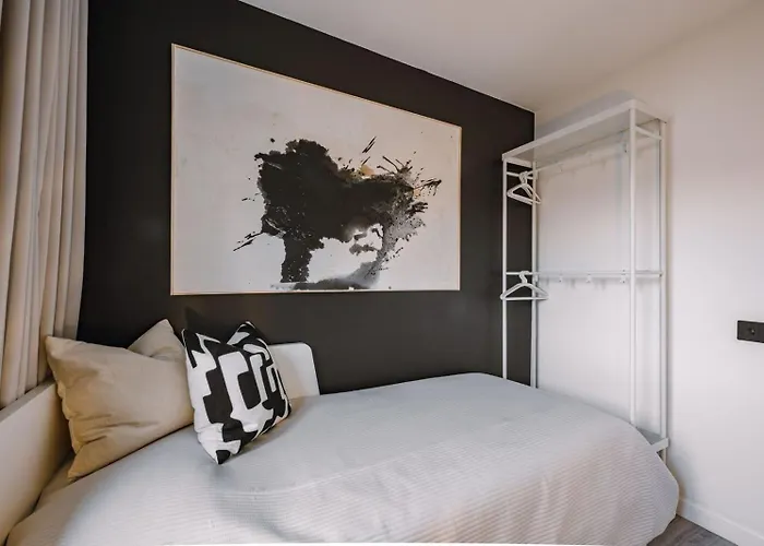 Comfysleep Aparthouse